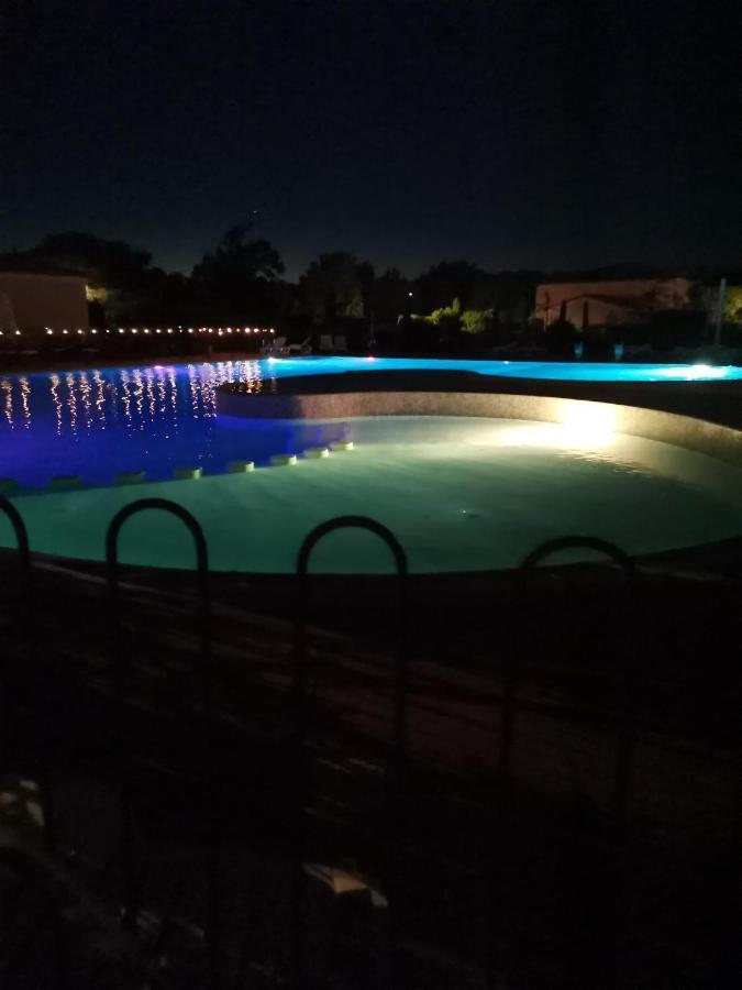 Вилла Bastidon En Provence Обиньян Экстерьер фото